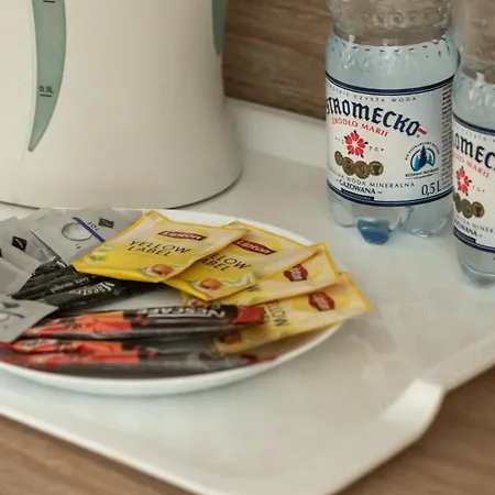 Downtown Chic By Bookinghost *