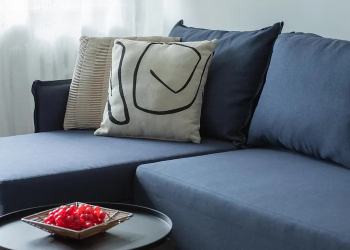 Апартаменты Downtown Chic By Bookinghost *