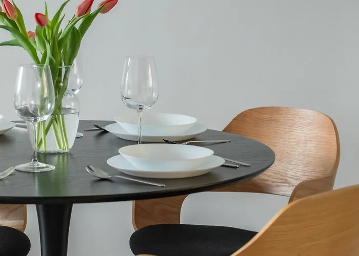 Downtown Chic By Bookinghost Lägenhet *