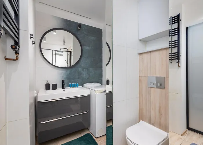 Downtown Chic By Bookinghost * Щецин