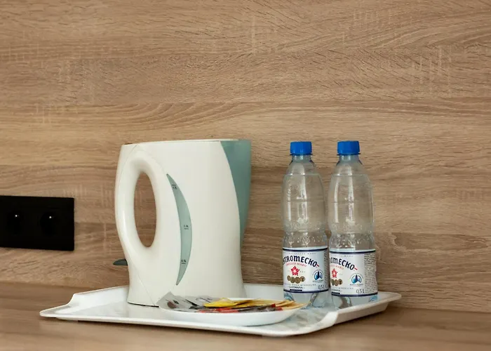 Downtown Chic By Bookinghost